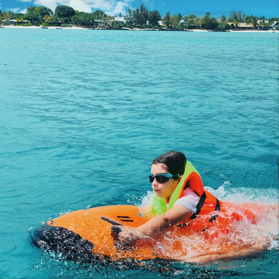 Mauritius: Seabob Diving Experience - Who will enjoy this most