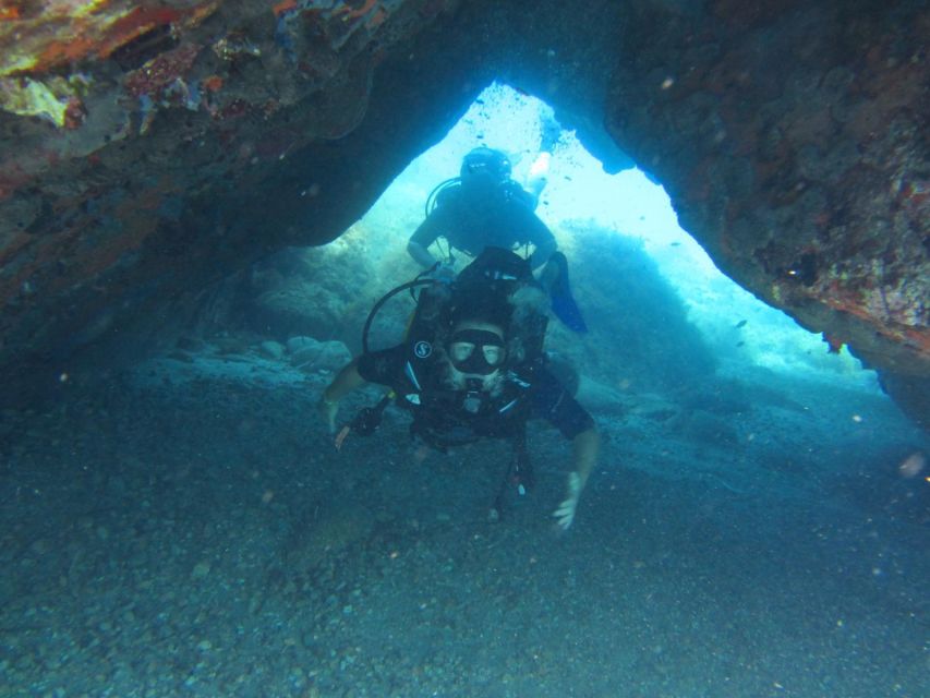 Mykonos: Scuba Diving Mini Program for Beginners - Underwater photos and the limits of the session