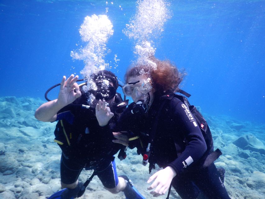 Oia: 2 Guided Scuba Dives off Santorini for Certified Divers - Leaving Oia at 9:00 AM