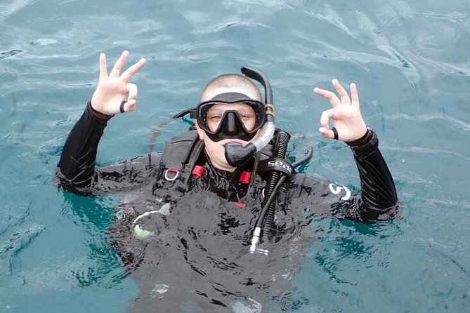 PADI Discover Scuba Diving in Koh Tao - half day and two dives - The one-hour break on the sundeck