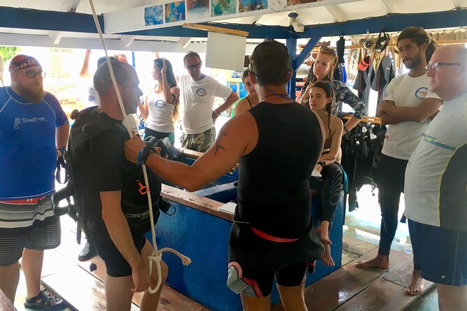 PADI Open Water Diver Course in Bayahibe - The start time and three-day commitment
