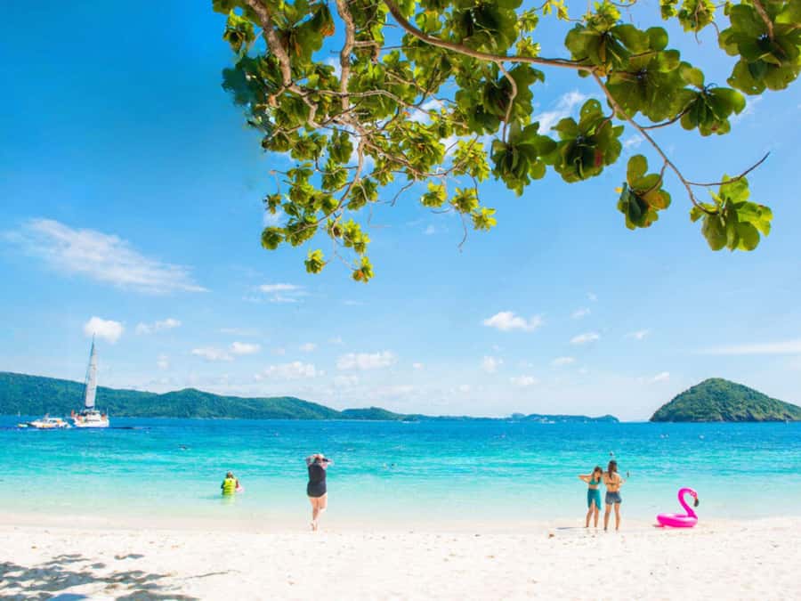 Phuket: Racha Island and Coral Islands + Scuba Beach Dive - Who should book this day?