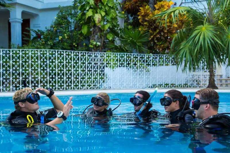 Playa del Carmen: Discovery Scuba Diving - Non Certified - Key points at a glance