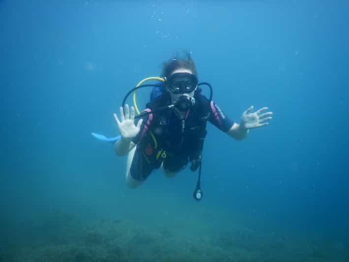 Pula: Private Introduction to Scuba Diving - How the private format compares with a group session