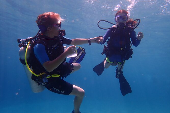 Scuba Diving Activity in Pernera - From the classroom to the beach in two minutes
