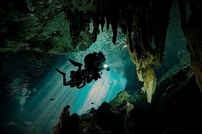 Scuba Diving in Cenote Dos Ojos from Playa del Carmen - Gear checks and the first safety briefing
