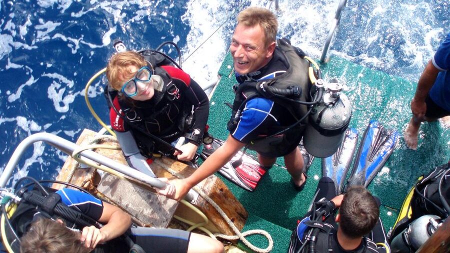 Scuba Diving Tour with Transfer From Alanya and city of Side - Fish, photographs, and extra charges