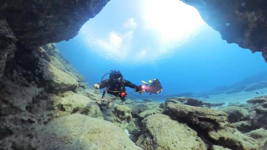 Scuba Diving - Tunnels & Caves - Cape Greco - private guided - Why Tunnels and Caves is more than a standard first try