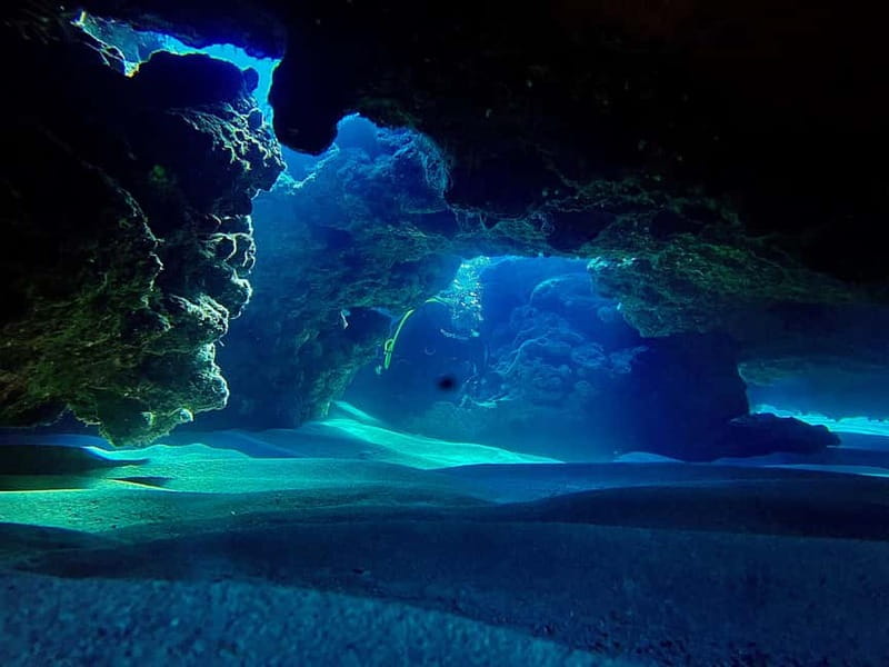 Scuba Diving - Tunnels & Caves - Cape Greco - private guided - Who should book this Cape Greco session?
