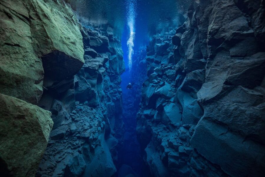 Silfra: Diving Between Tectonic Plates - Silfra Lagoon brings the route to an easy finish