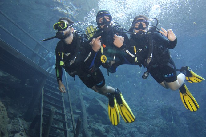 Skip the Line: Lagoa Misteriosa Admission Ticket with Scuba Diving Experience - The Equipment, Staff, and Underwater Photos