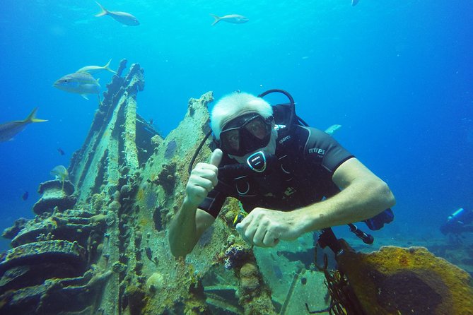 Two-Tank Dive for Certified Diving in St Thomas - Surface time with snacks and drinks