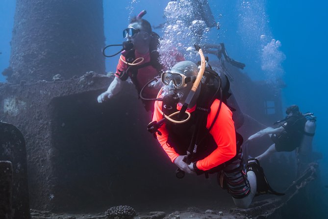 Waikiki 2 Tank World Class Wreck SCUBA Diving - Certified Only - Practical questions before you book