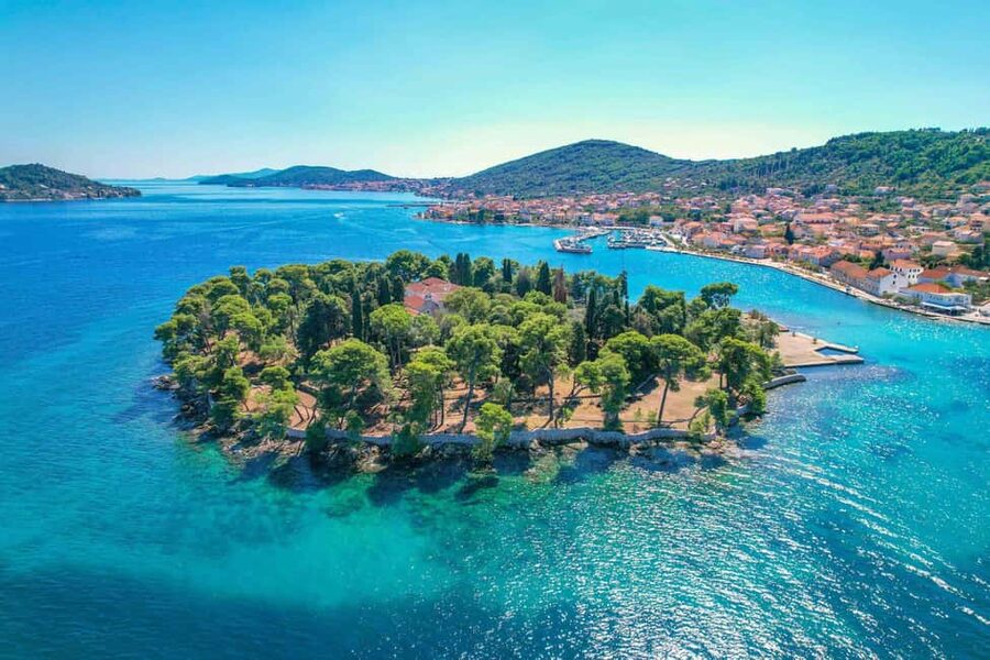 Zadar: 3 Islands Speedboat Tour with Drinks and Diving - Blue Bay Otrić: the first 45 minutes in the water