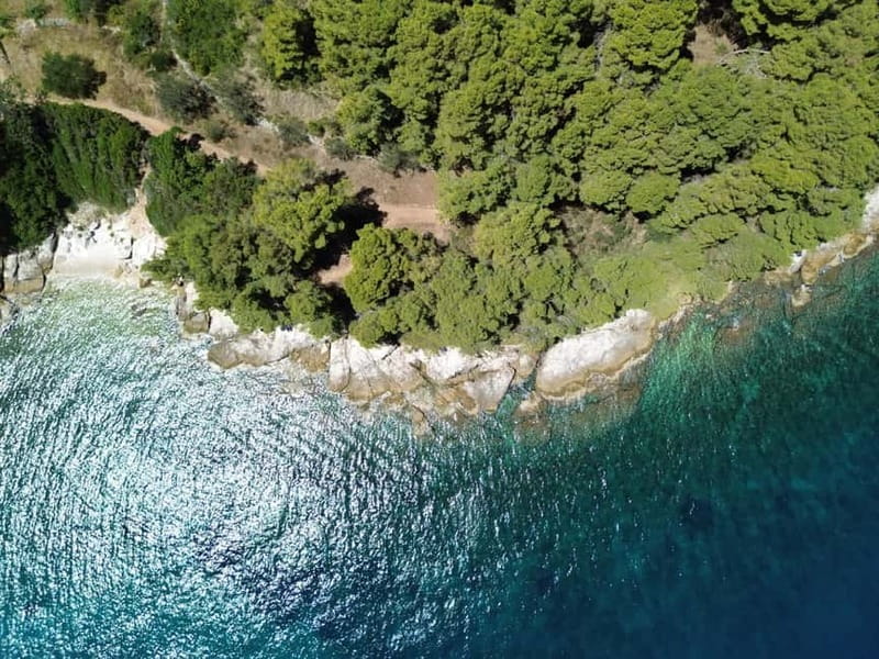 Zadar: 3 Islands Speedboat Tour with Drinks and Diving - Ugljan and Preko: the liveliest part of the route