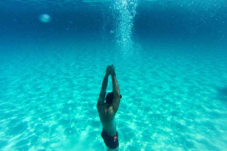 Zadar: Sakarun Beach & Dugi Island Speedboat Tour w/Diving - Who should book this tour
